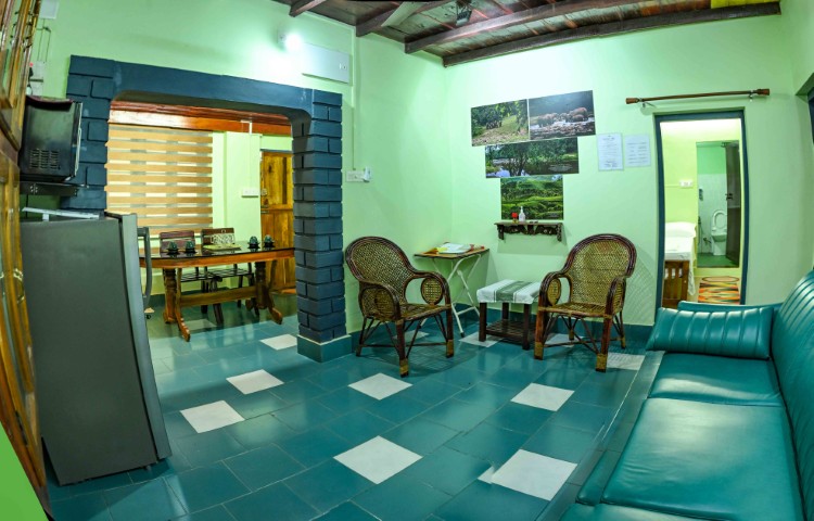 Family Suite Bathroom